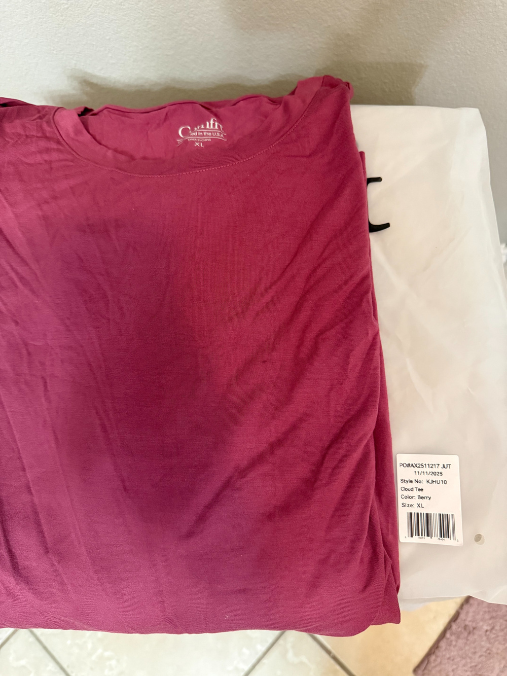 COMFRT Cloud Tee Color Berry Size XL Oversized Unisex - Picture 2 of 5